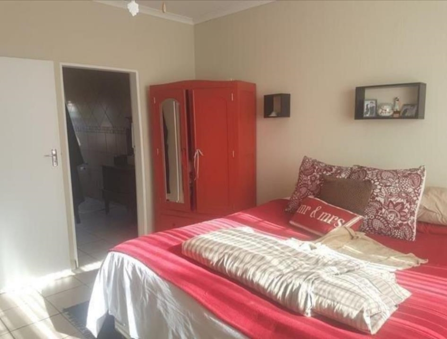 2 Bedroom Property for Sale in Potchefstroom Rural North West